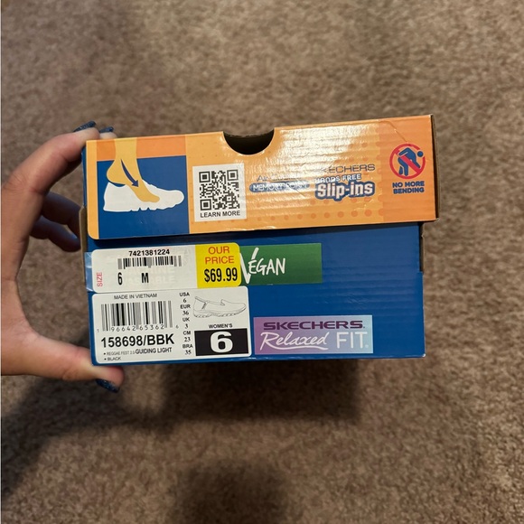 Black slip on shoes - Picture 2 of 12